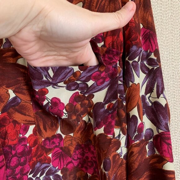 Abercrombie & Fitch Vintage Rayon Blouse Size 12 Floral Berry Print Fall Retro - Picture 6 of 11